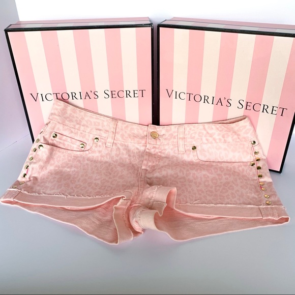 PINK Victoria's Secret Cheeky Shorts Size 6 - Picture 1 of 13